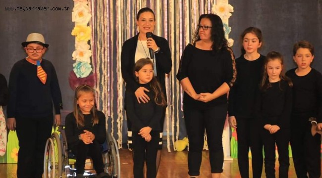 MİNİKLERDEN BÜYÜK PERFORMANS 