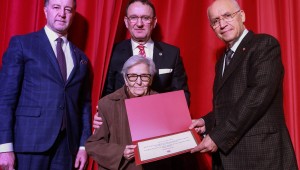 TEV'den burslu konser