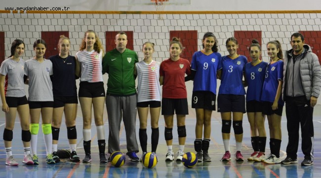 Voleybol'da Manisa'yı Temsil Edeceğiz