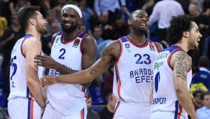 Anadolu Efes liderliğini sürdürdü