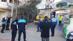 Büyükşehir hurda araçlar için otopark kurdu