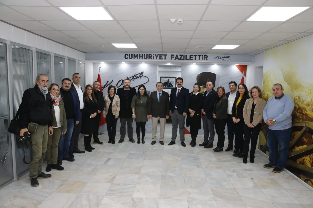 CHP Konak'tan Batur'a ziyaret