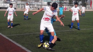 Depremzedeler için saygı duruşu