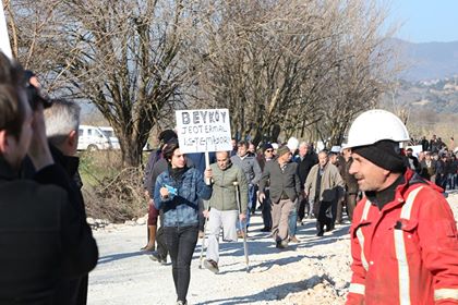 EFELER BELEDİYE BAŞKANI MEHMET FATİH ATAY KUYUCULAR'DA MASAYA YUMRUĞUNU VURDU