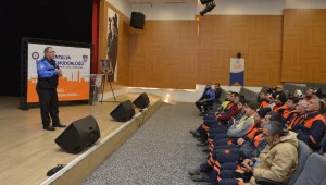 Emniyet'ten belediye personeline seminer