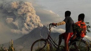 Endonezya'daki doğal afetler 10 yılda 12 bin cana mal oldu