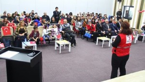 ENGELLİ AİLELERİNE İLK YARDIM SEMİNERİ