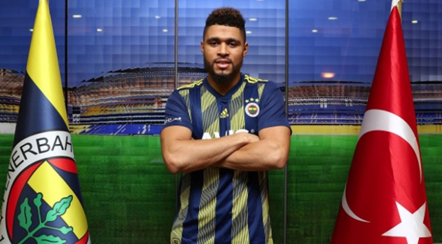 Fenerbahçe, Simon Falette'yi sezon sonuna kadar kiraladı