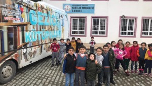 Gezici Halk Kütüphanesi 26 Okula Ulaştı