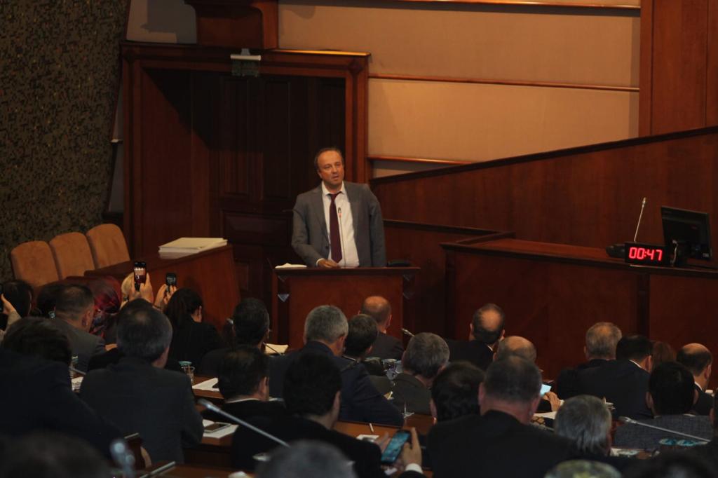 İBB'DE KONUŞAN HANÇERLİ İMAR KOMİSYONU'NA SESLENDİ