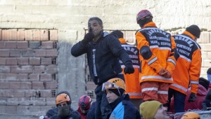 İçişleri Bakanı Soylu, Elazığ Mustafa Paşa Mahallesi'nde 