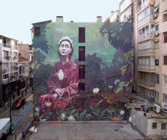 İzmir duvar resimleriyle de fark yaratıyor