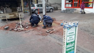 İzmit Belediyesi, cadde ve kaldırımları yeniliyor