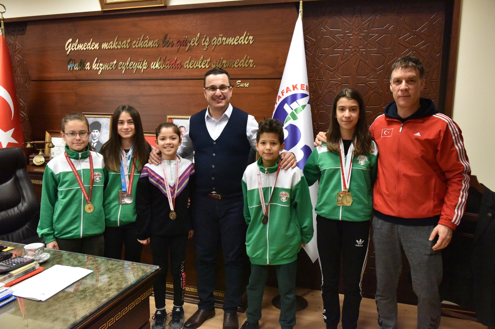 Karatecilerden Başkan Kanara ziyaret