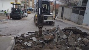 Konak'ın sokaklarında asfalt seferberliği