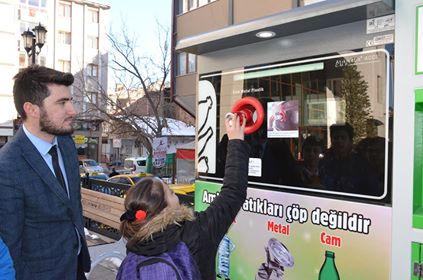 Ödemişlilerin yardımları yola çıktı