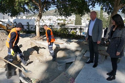 SOKAK VE CADDELERDE BAKIM, ONARIM VE İMALAT ÇALIŞMALARI ARALIKSIZ DEVAM EDİYOR