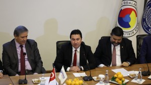 "TEK YAPMAMIZ GEREKEN ELİMİZDEKİNİ KORUMAK"