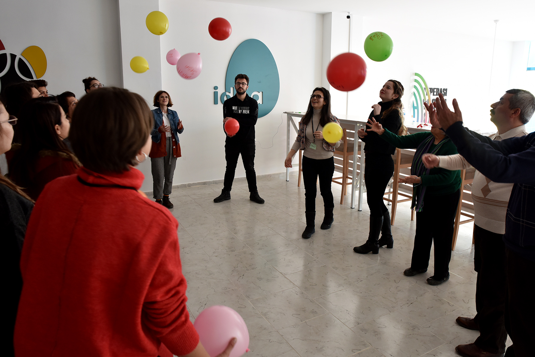 TEPEBAŞI SOSYAL KULUÇKA MERKEZİ'NDE FİKİR ATÖLYESİ