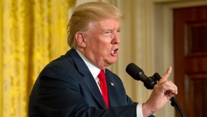 Trump'tan Hamaney'e uyarı: Sözlerine çok dikkat et