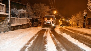 Tuzlama ve Yol Küreme Çalışmalarımız Aralıksız Devam Ediyor