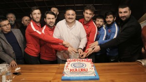 ASKİ'Lİ MİLLİ GÜREŞÇİLER TARİH YAZDI