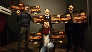 AYHAN IŞIK OYUNCULUK OKULU AMERİKA ÖDÜLLERİNE DOYMUYOR