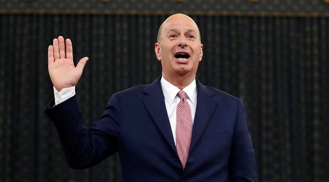 Azil soruşturmasında ifade veren Sondland görevden alındı