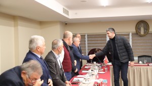 Başkan Gökhan Yüksel Kartal'ın Muhtarları ile Bir Araya Geldi