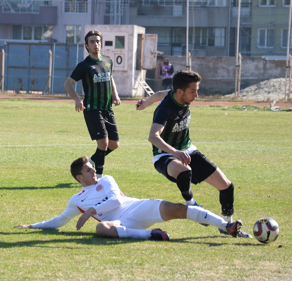 Bergama Belediyespor tarih yazıyor