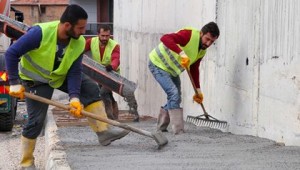 Buca Belediyesi'nden kaldırım operasyonu
