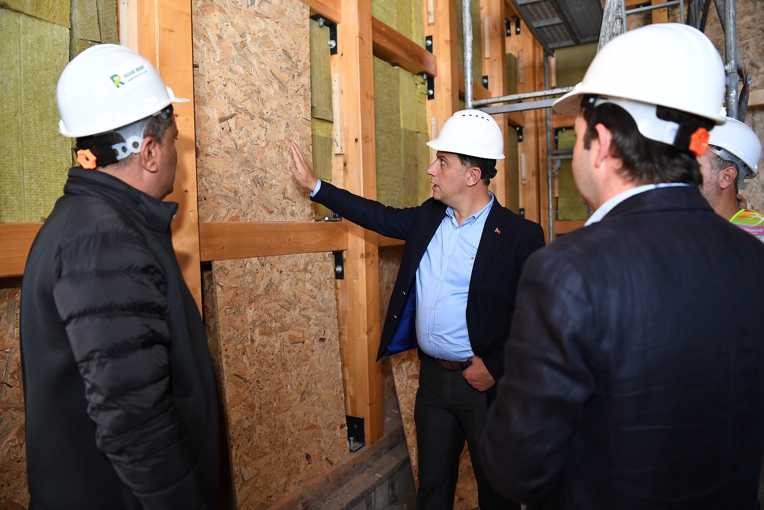 ÇALIK: TOPLUMDAKİ HİÇBİR RENGİ YOK SAYMIYORUZ