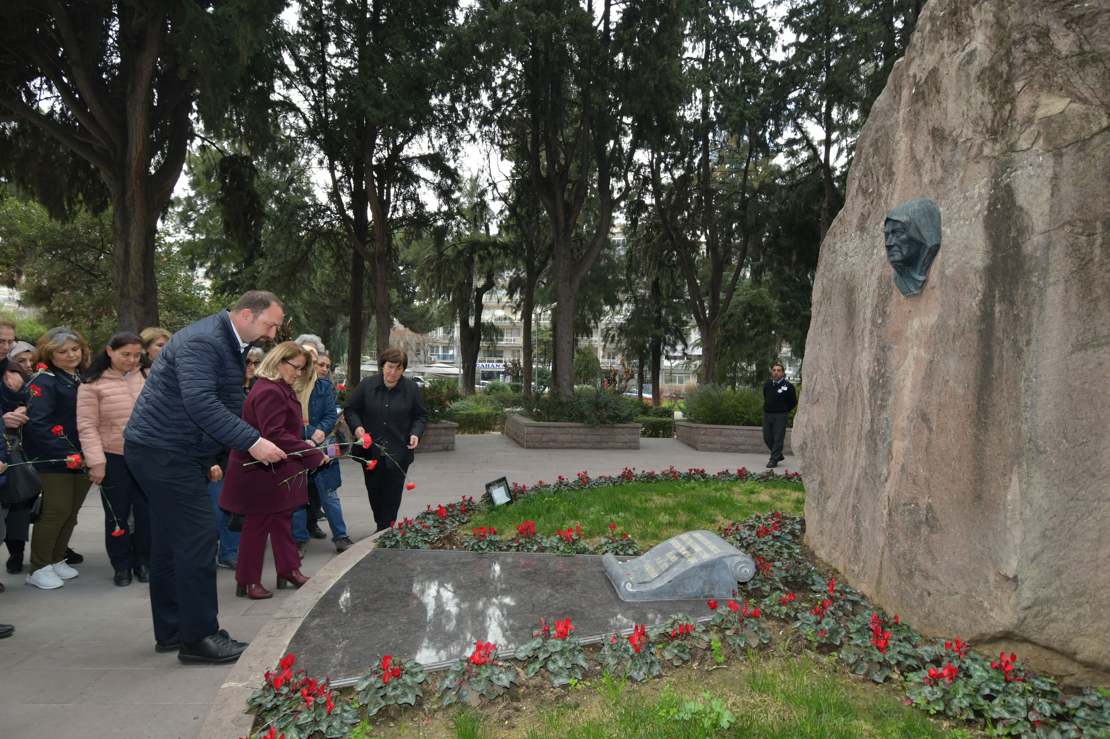 Çiğli Atatürk'ün İzinden Yürüyor