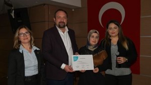 ÇİĞLİLİ KADINLAR SERTİFİKALARINI ALDI