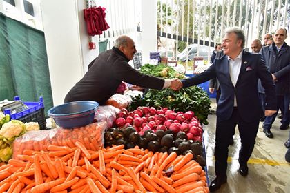 İnönü Mahallesi Pazaryeri'nde alışveriş başladı