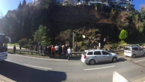 Karadeniz Sahil Yolu'nda heyelan