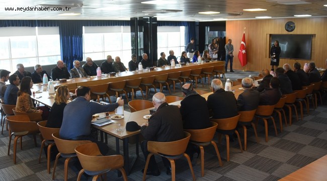 Kemalpaşa'da muhtarlarla "pozitif ayrımcılık" toplantısı