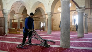 Kepez'den Antalya'ya cami temizliği hizmeti