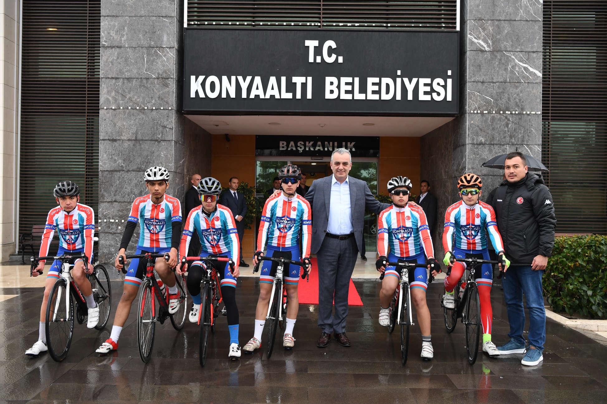 Konyaaltı Bisiklet Takımından "Milli Takım"a…