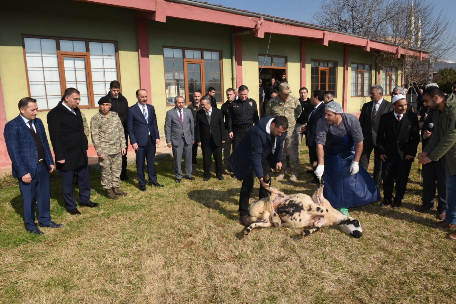 Milletimizin Selameti İçin Şanlıurfa'da Kurban Kesildi Dua Edildi