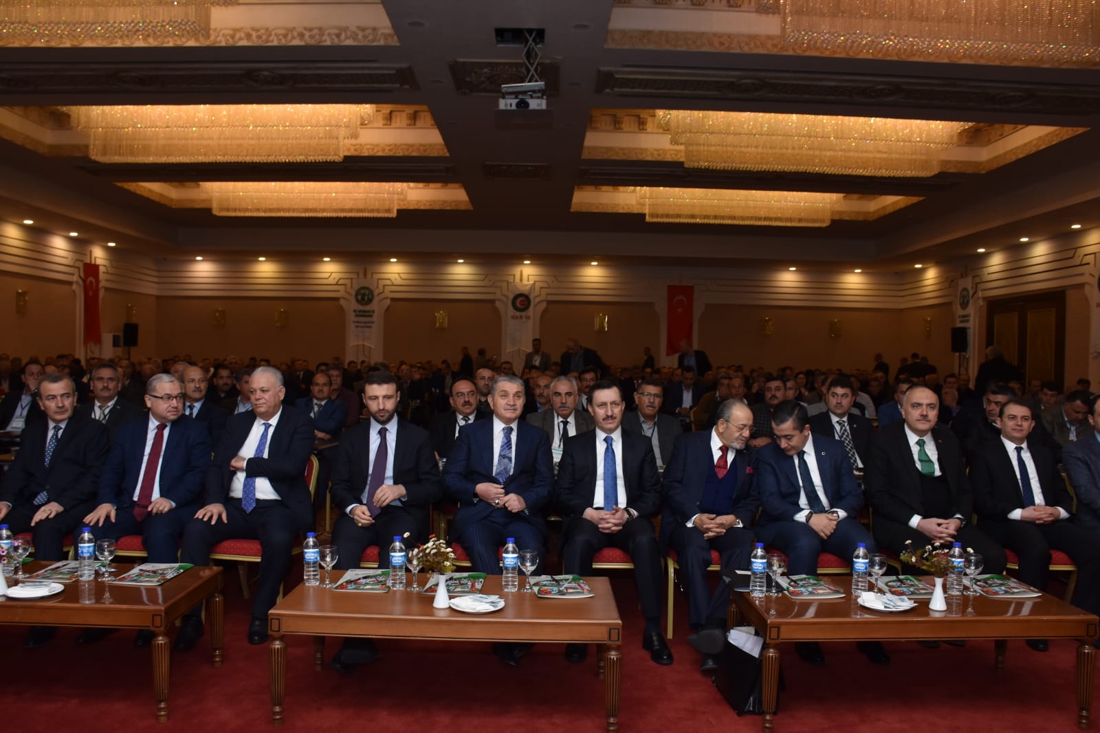 Öz Orman-İş Sendikası 53. Eğitim Semineri Kızılcahamam Çam Otel'de gerçekleştiriliyor.