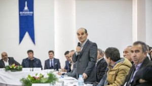 Tunç Soyer Torbalı'da muhtarları dinledi