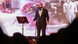 Zeki Müren Yenimahalle'de