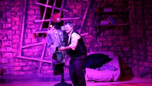 "Zindandaki Şair"  Ödemiş'te İzleyici ile Buluştu