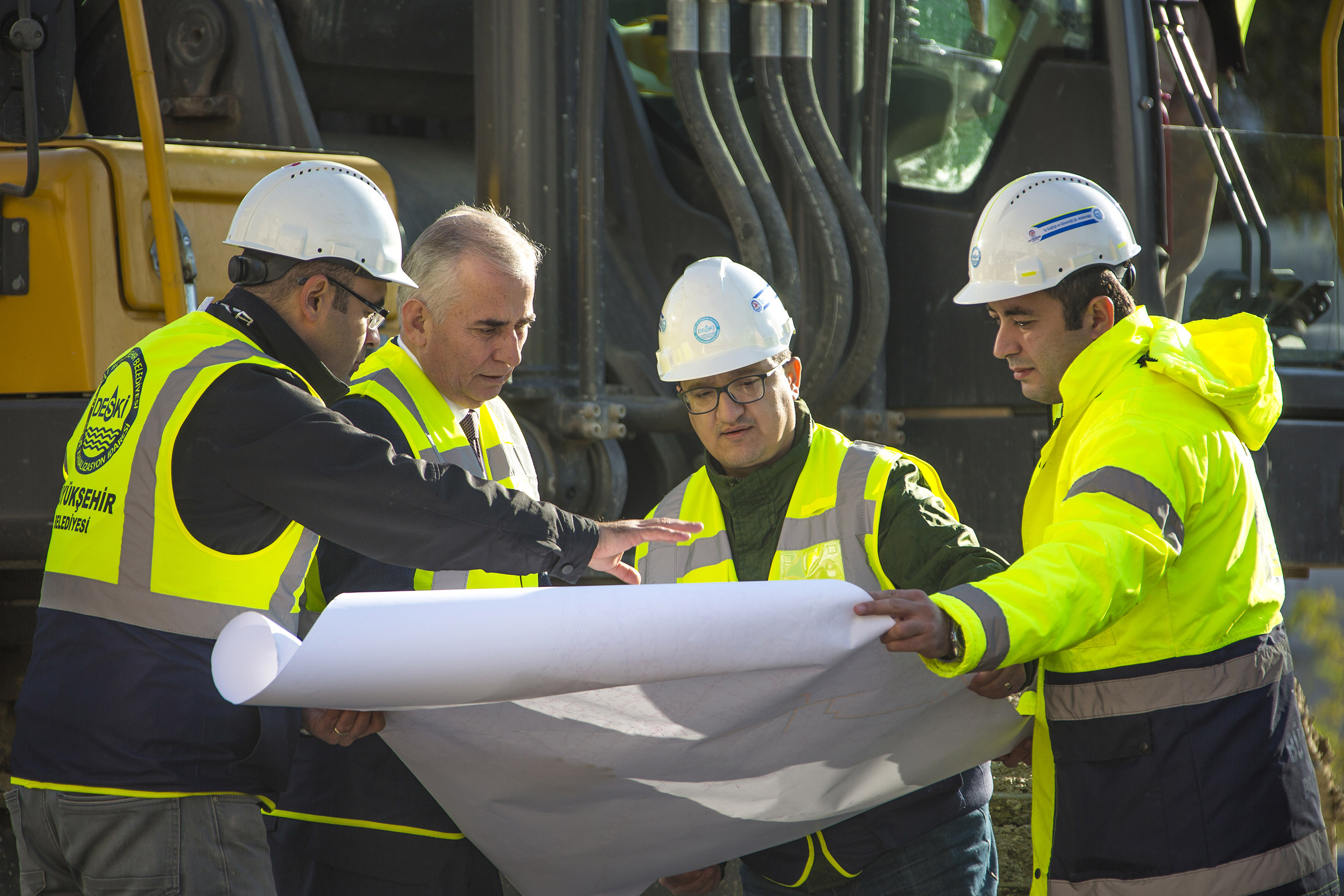 3 mahalleye 223 km altyapı hattı