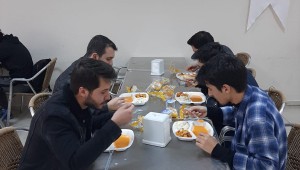  'Anne eli' öğrencilerle tekrar buluştu