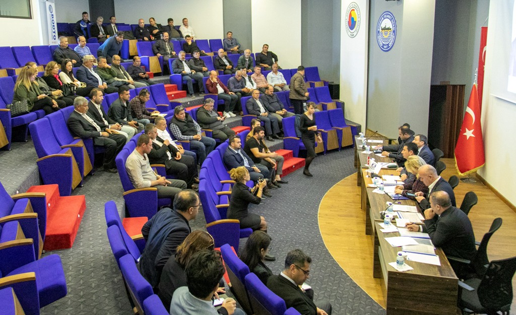 BAŞKAN ARAS: "HALKIN VE KAMUNUN PARASINI KİMSEYE ÇARÇUR ETTİRMEYİZ"