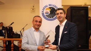 BAŞKAN GÖKHAN YÜKSEL, TAKSİCİ ESNAFIYLA BİR ARAYA GELDİ "Sizin Gelişiminizi Artıracak Her Adımda Varız"