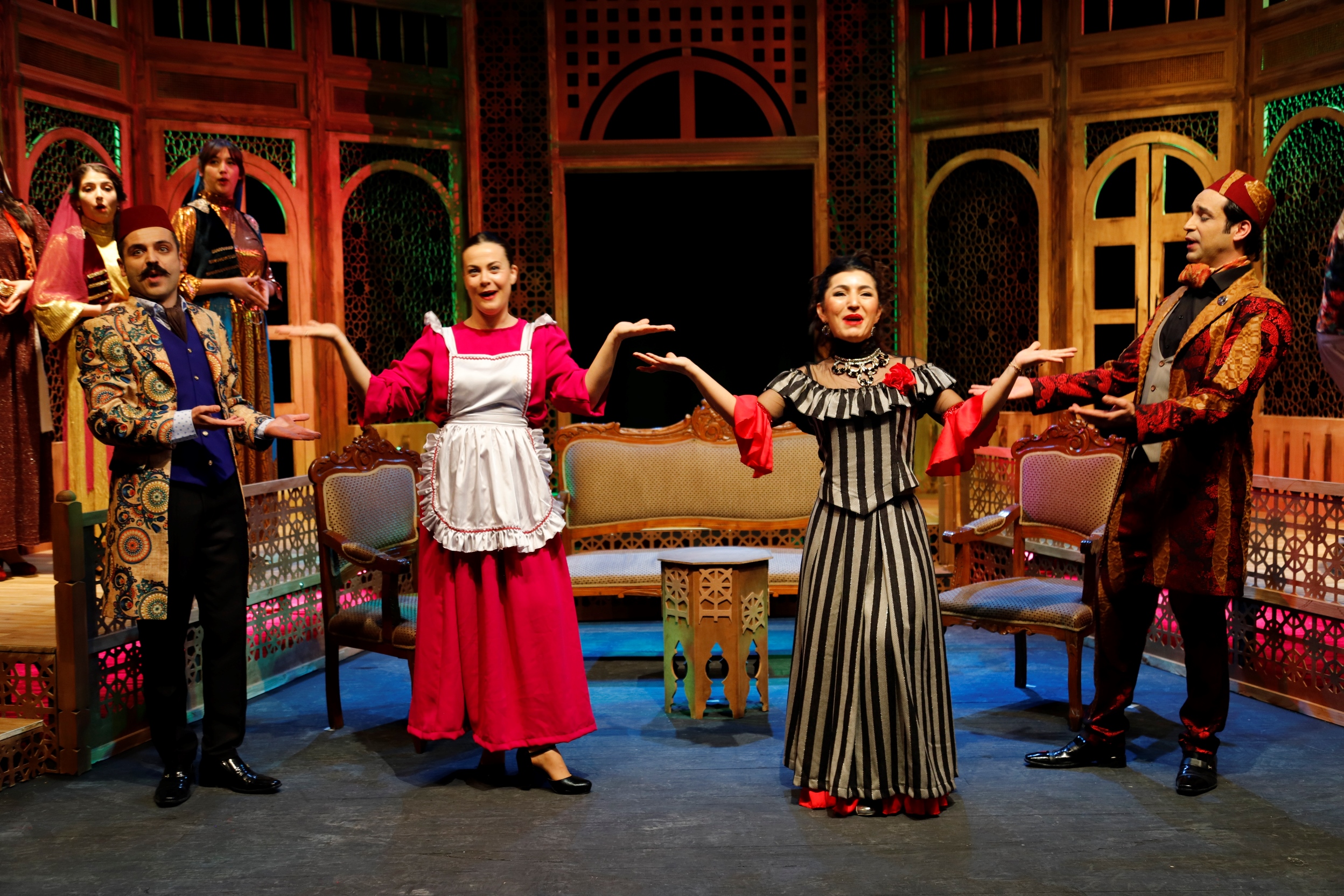  BBŞT'den komedi: Radyo-yu Hümayun