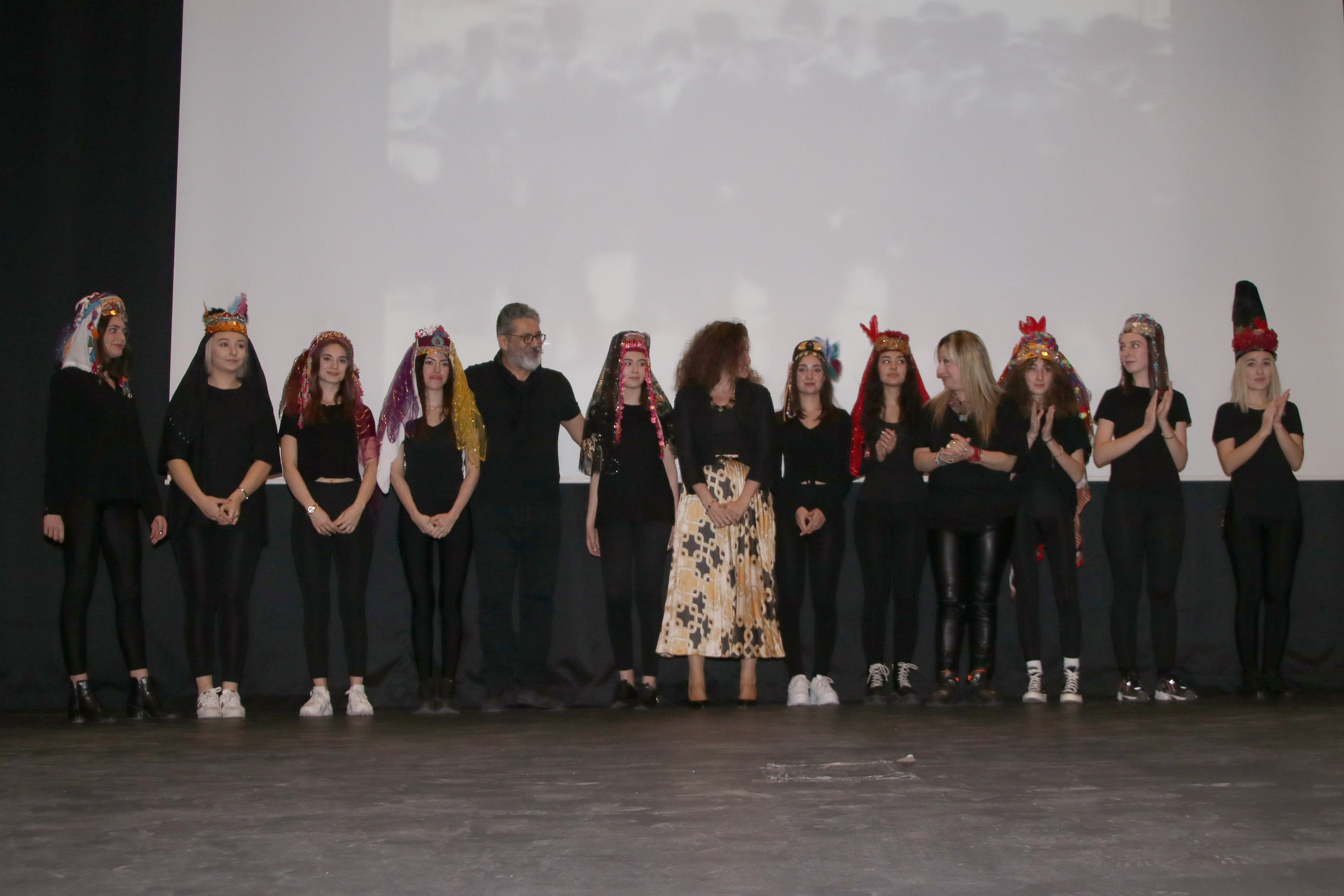 BELEDİYE VE ÜNİVERSİTE KADINLAR İÇİN EL ELE  